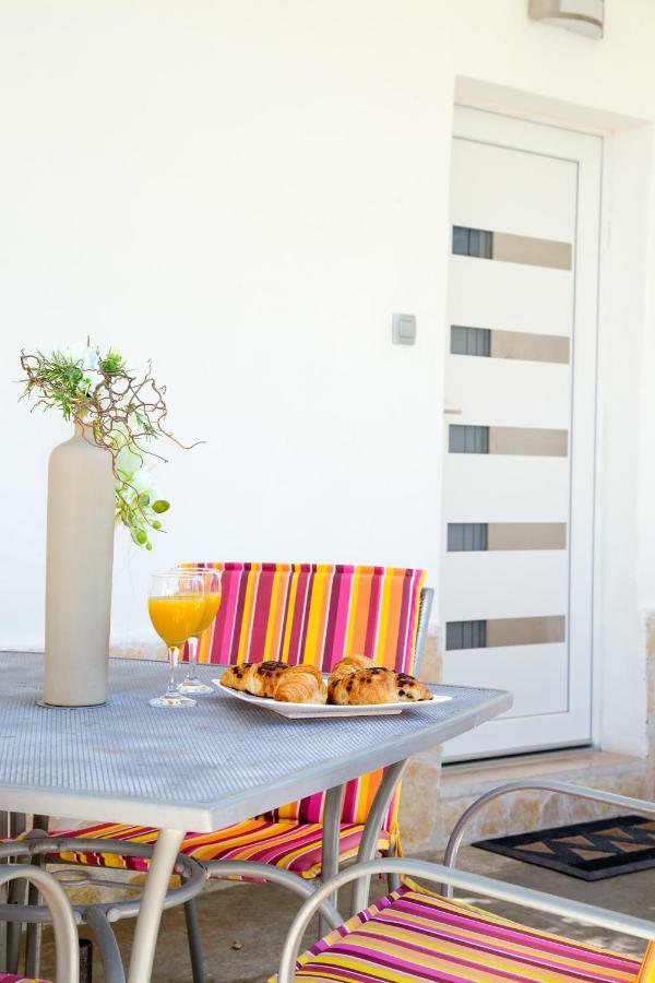 Apartman Topic Apartment คาชเตลา ภายนอก รูปภาพ